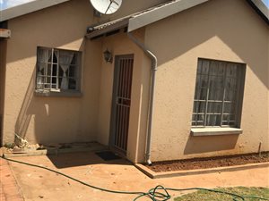 3 Bed House in Crystal Park