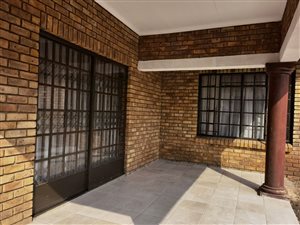 3 Bed House in Theresa Park