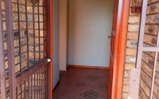 3 Bedroom House in Rooihuiskraal