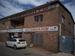 18 Bedroom House in Kwazakhele