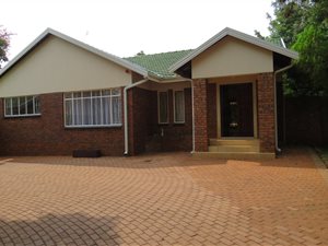4 Bed House in Wierda Park