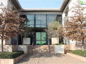 1691 m² Office Space in Bryanston