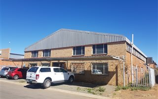 750 m² Commercial space in Ooseinde