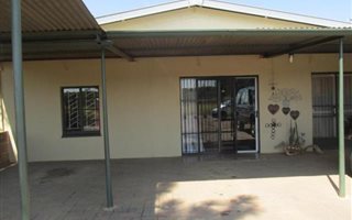 4 Bedroom House in Vryburg