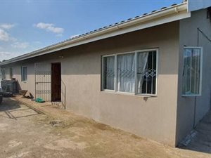 3 Bed House in Whetstone