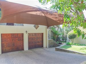 5 Bed House in Blue Gill