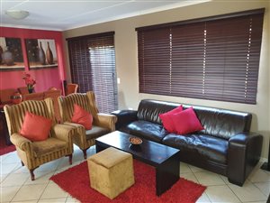 3 Bed Duplex in The Reeds