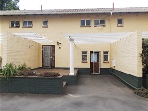 2 Bed Apartment in Clarendon