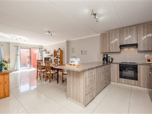 3 Bed Townhouse in Kingston