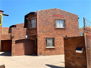 2 Bed Townhouse in Forest Hill