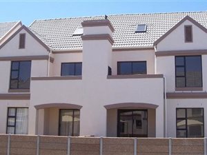 2 Bed Apartment in Longdown