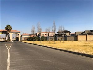 1139 m² Land available in Vereeniging Central