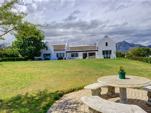 6 Bed House in Fancourt