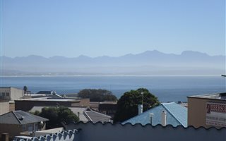 3 Bedroom House in Mossel Bay Central