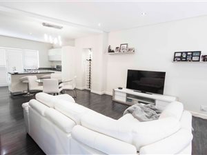 2 Bedroom Duplex in Melrose North
