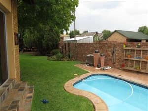 4 Bed House in Kuruman