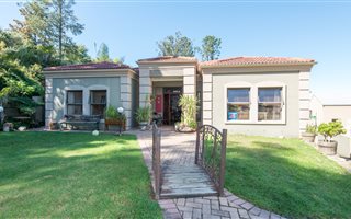 5 Bedroom House in Heatherlands