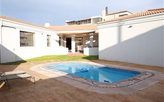 4 Bedroom House in Haasendal