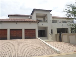 5 Bed House in Chartwell