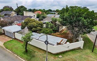4 Bedroom House in Ontdekkers Park