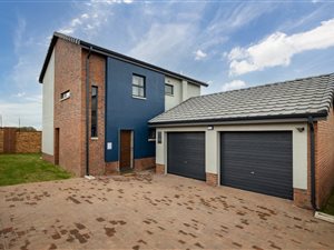 4 Bed House in North Riding