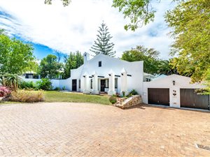 4 Bed House in Heldervue