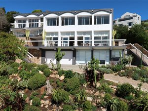 6 Bed House in Plettenberg Bay