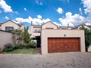 3 Bed House in Boardwalk Villas
