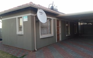 3 Bedroom House in Albertsdal