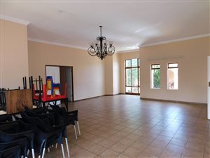 198 m² Office Space in Hennopspark