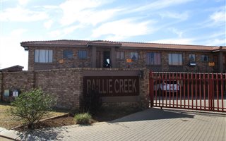 2 Bedroom Apartment in Baillie Park