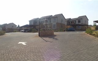2 Bedroom Apartment in Sugarbush Estate