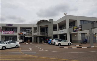 599 m² Commercial space in Colbyn
