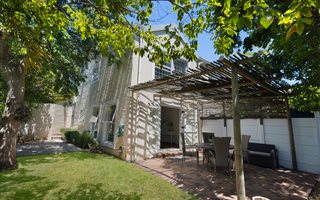 2 Bedroom Townhouse in Rondebosch