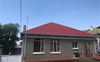 3 Bedroom House in Kensington