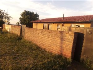 4 Bed House in Vosloorus