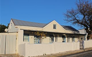 3 Bedroom House in Bredasdorp