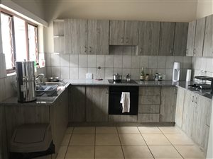 2 Bedroom House in Hillcrest Central