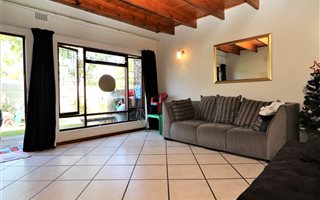 2 Bedroom Duplex in George South