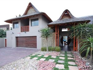 4 Bed Cluster in Gallo Manor