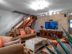 4 Bed House in Lotus Park