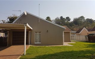 3 Bedroom Townhouse in Egerton