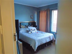 2 Bed Townhouse in Die Hoewes