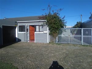 2 Bed House in Ottery