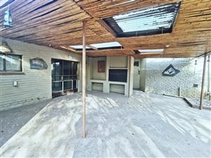 3.5 Bed House in Clubview