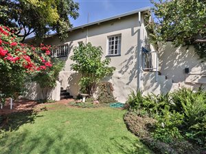 3 Bed House in Kensington