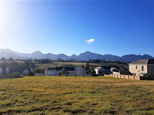 936 m² Land available in Kraaibosch