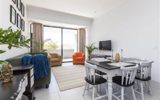 3 Bedroom Apartment in Broadacres