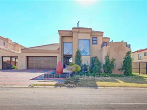 4 Bed House in Savannah Hills