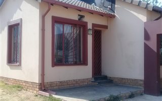 3 Bedroom House in Naturena